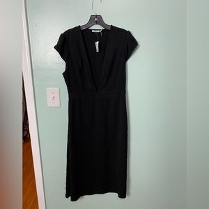 Kimchi Blue UB black deep V neck dress cap sleeves